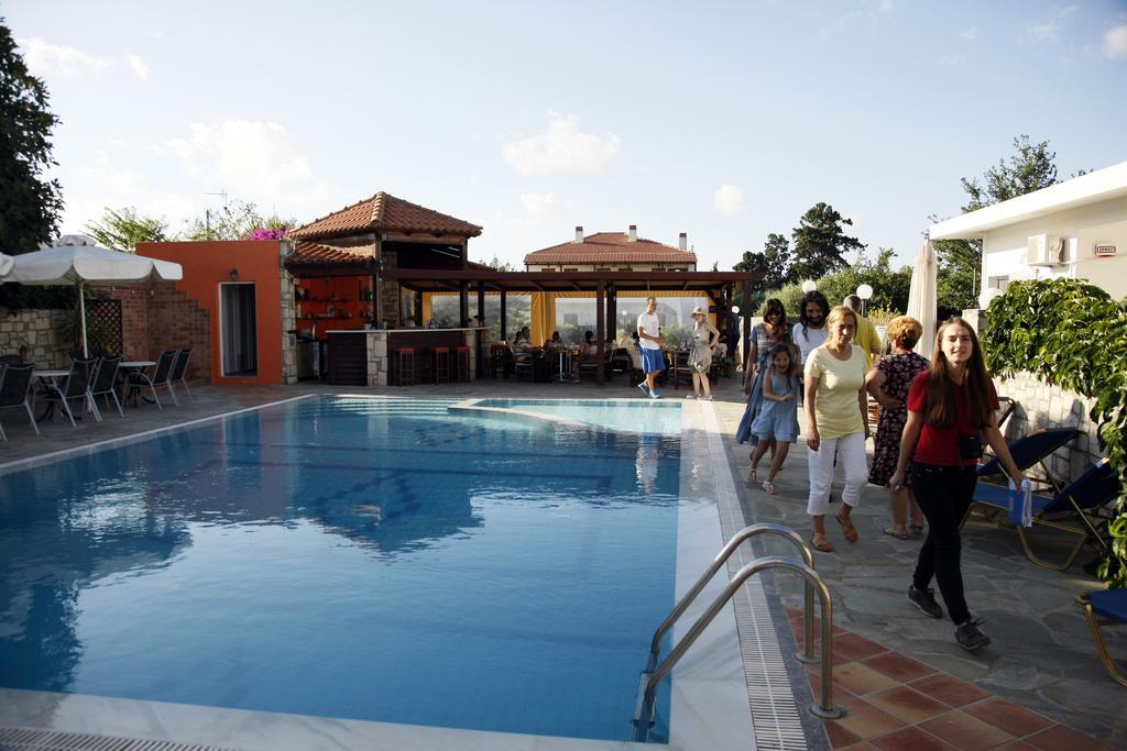 Kalliopi Hotel Kastéllion Екстериор снимка